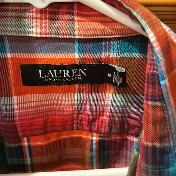 Lauren Ralph Lauren button up size M - Picture 2 of 2
